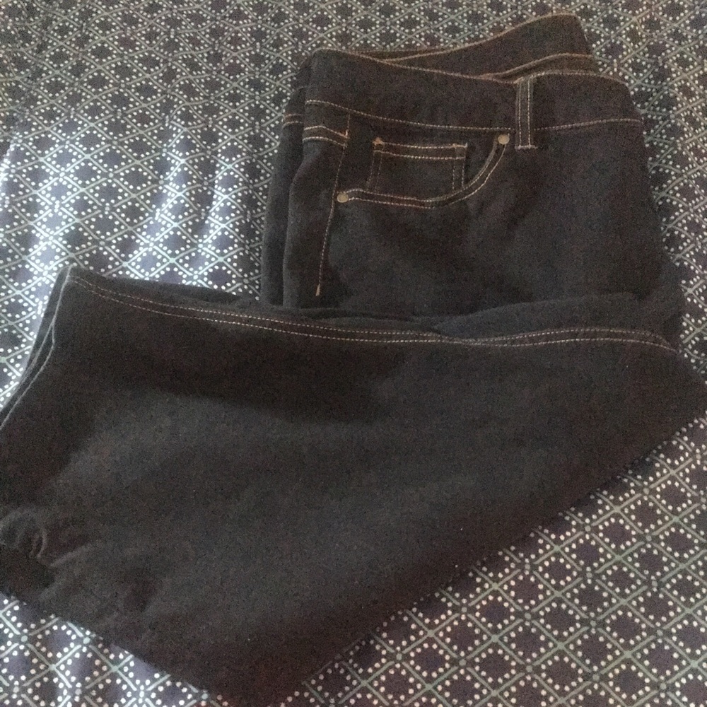 Stretchy Bermuda Denim shorts